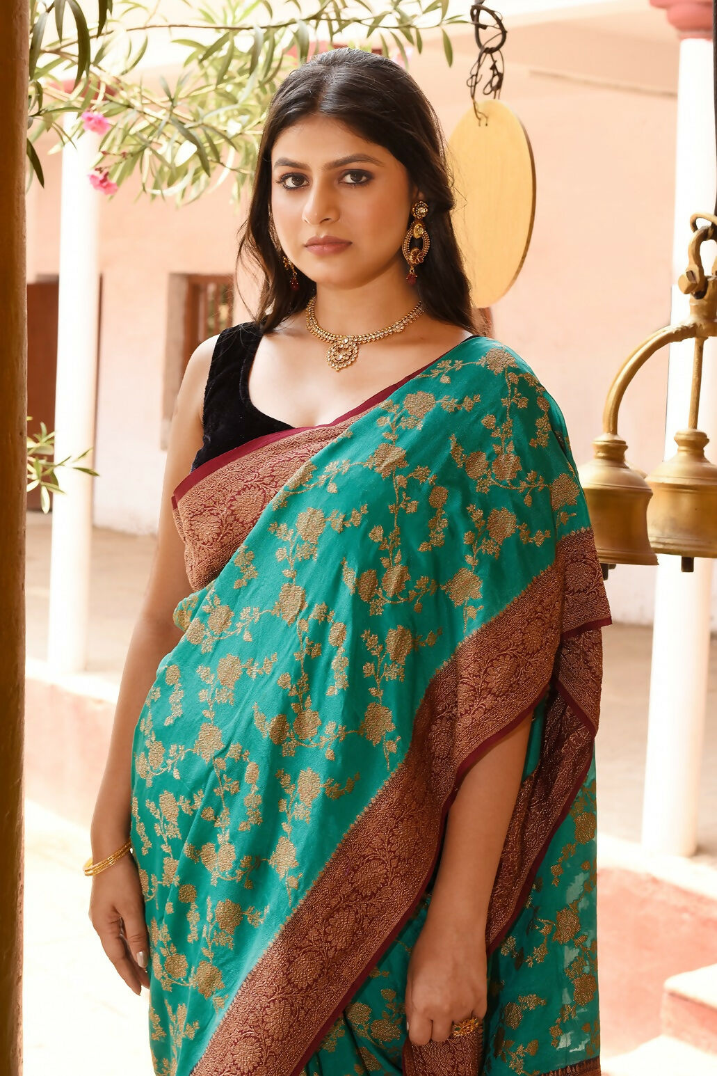 Joban Fashion Teal Green Crepe Chiffon Pure Handloom Banarasi Silk Saree | Grocsy