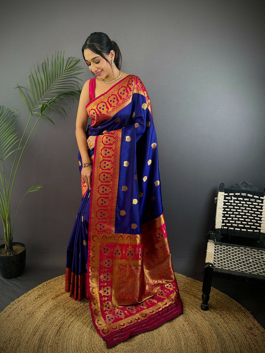 Joban Fashion Red Butti Banarasi Silk Sarees | Grocsy