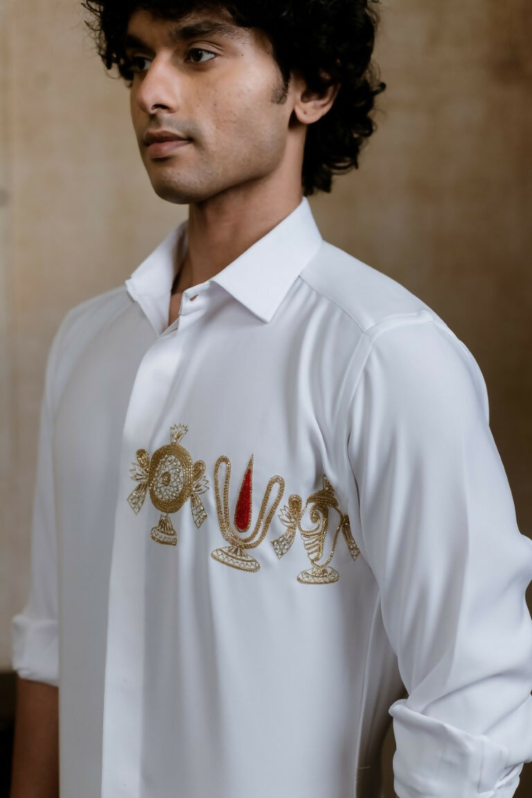 British White Kanaka Murti Shirt By Hilo Design | Grocsy