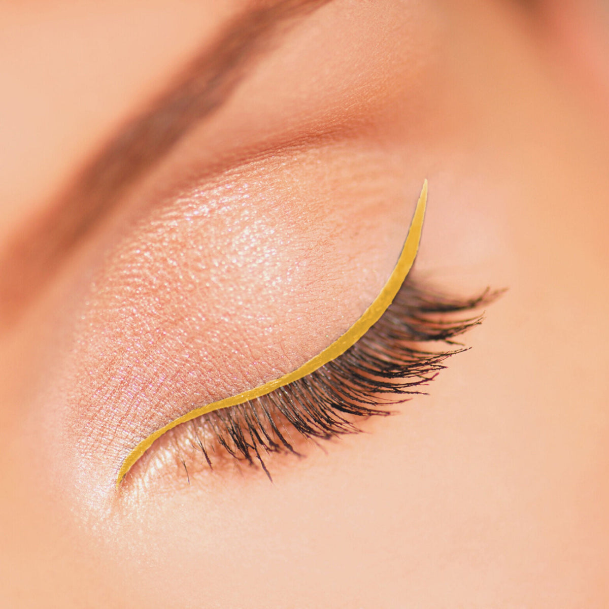 KINDED Liquid Metallic Eye Liner - Golden Glaze | Grocsy
