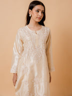 HOUSE OF KARI Floral Embroidered Silk Chikankari Kurta | Grocsy