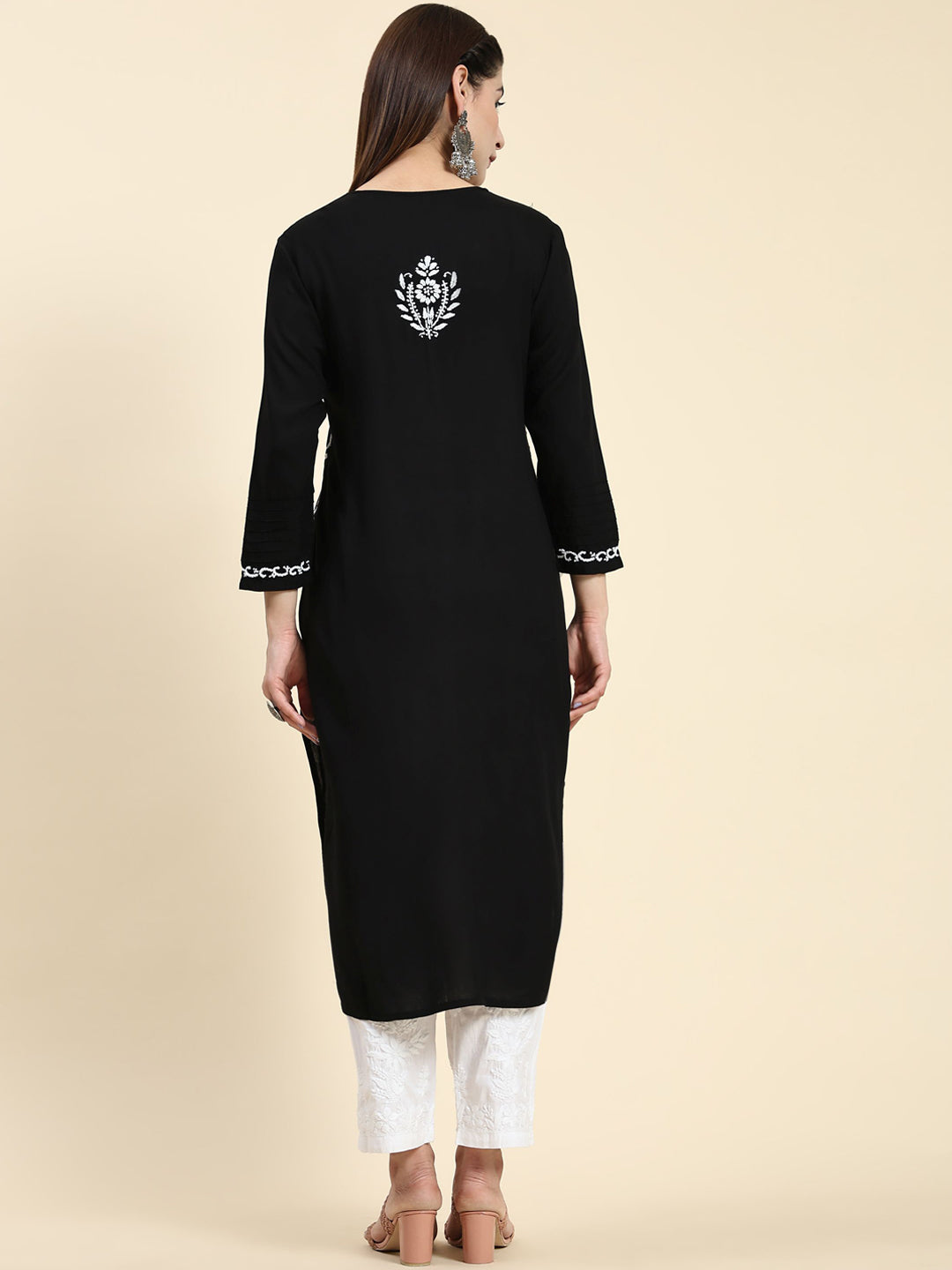HOUSE OF KARI Ethnic Motifs Embroidered Chikankari Straight Kurta | Grocsy