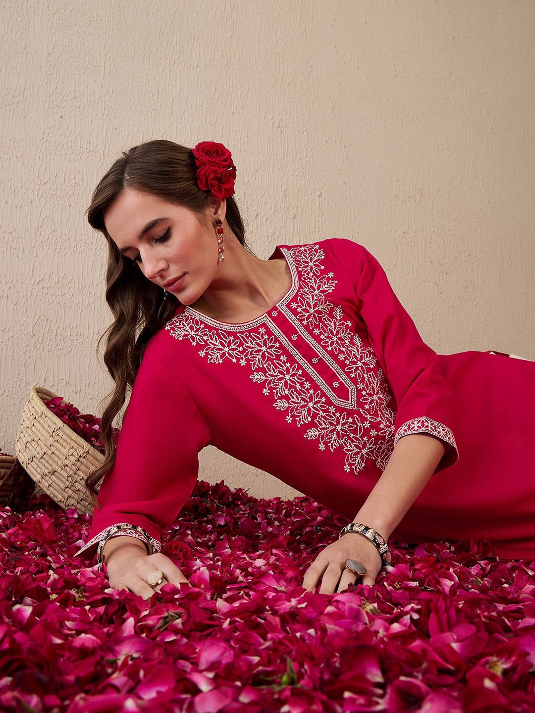 Indo Era Women Floral Embroidered Thread Work Kurta | Grocsy