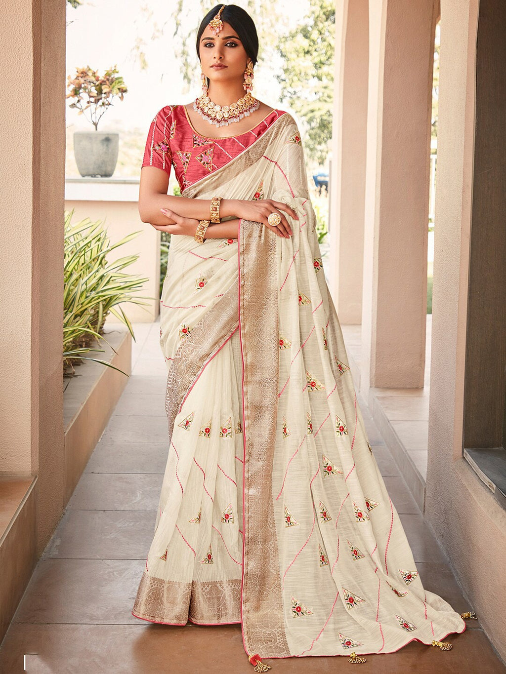 Saree Mall Floral Embroidered Sequin Embellished Zari Saree | Grocsy