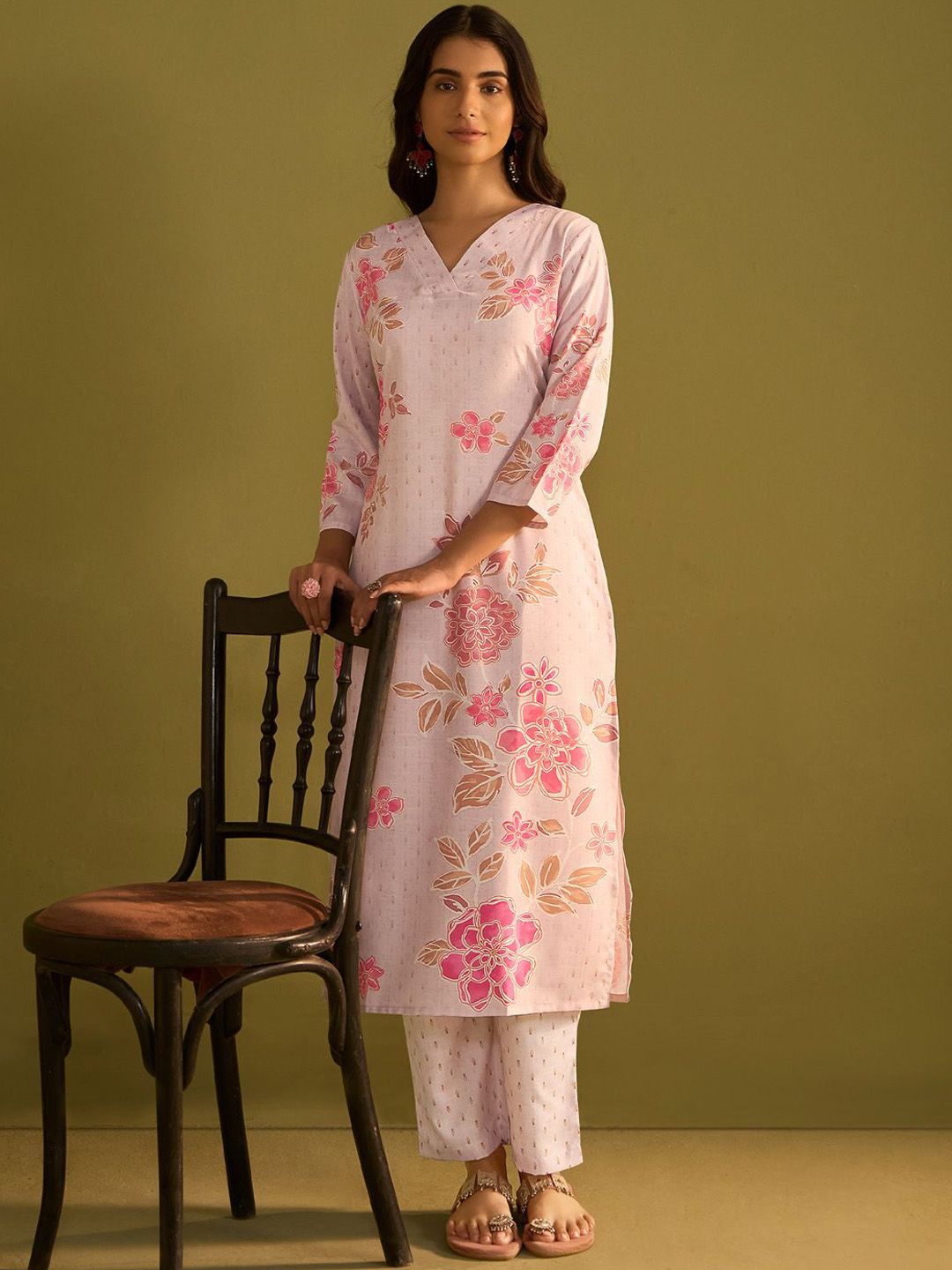 Indo Era Women Floral Printed Regular Kurta with Trousers | Grocsy