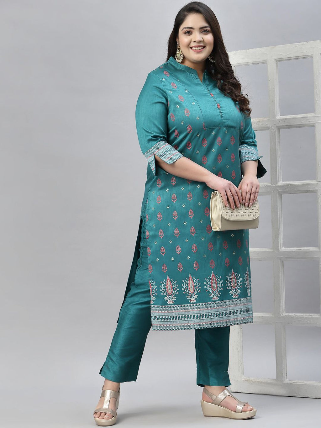 Sztori Plus Size Floral Foil Printed Mandarin Collar Straight Kurta with Trousers | Grocsy