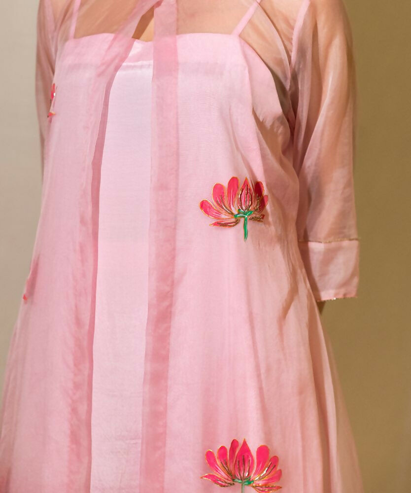 Timaraa Hand-Painted Rose Pink Organza Kurta Set With Lotus Motifs | Grocsy