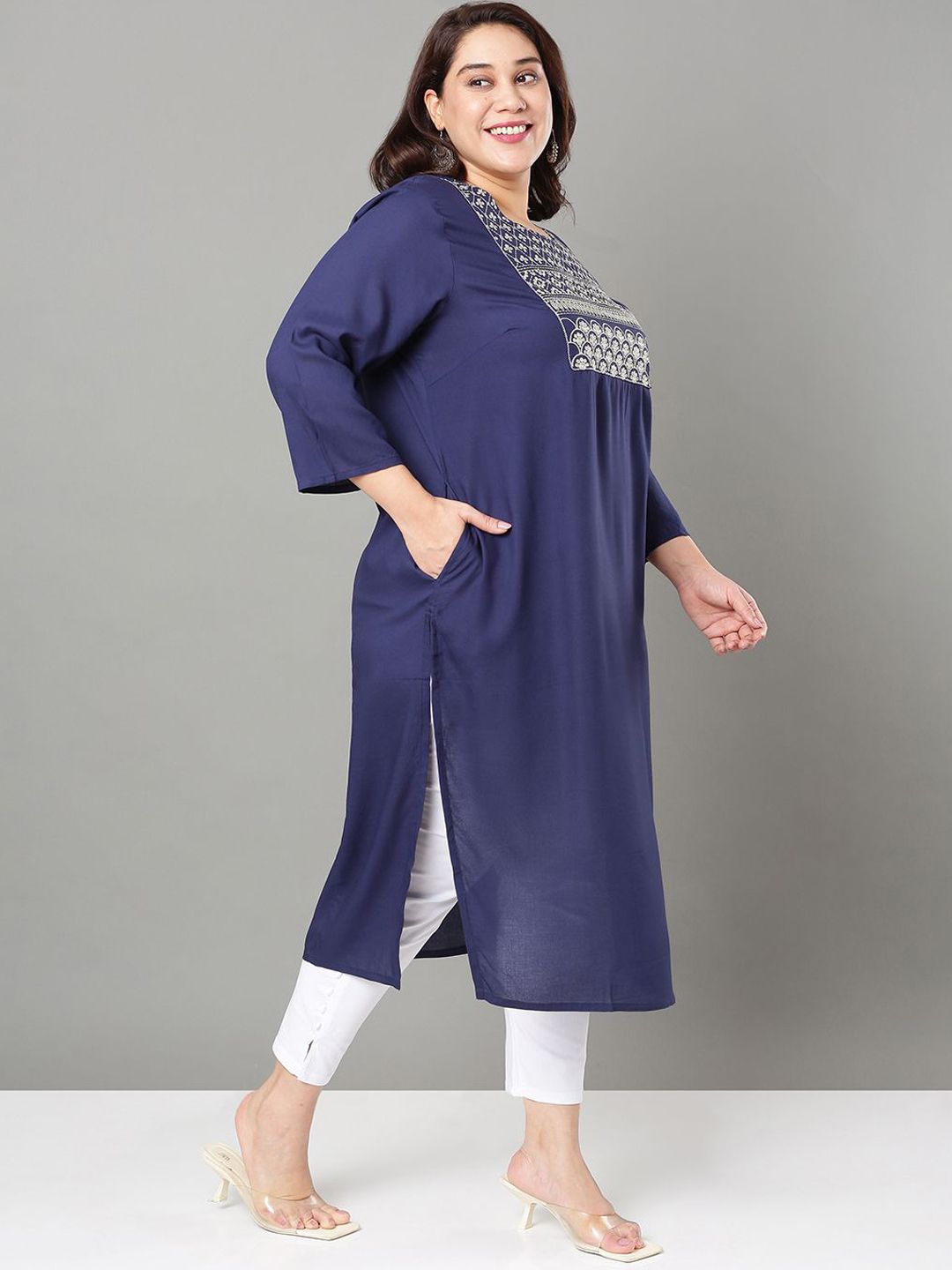 Sztori Floral Embroidered Yoke Design Thread Work Straight Kurta | Grocsy