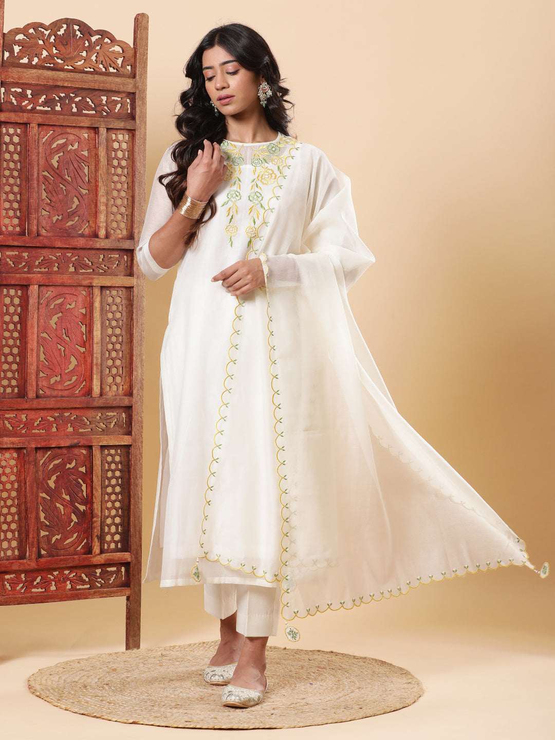BohoJazz Nazm Embroidered Kurta Pants with Dupatta - Ivory | Grocsy
