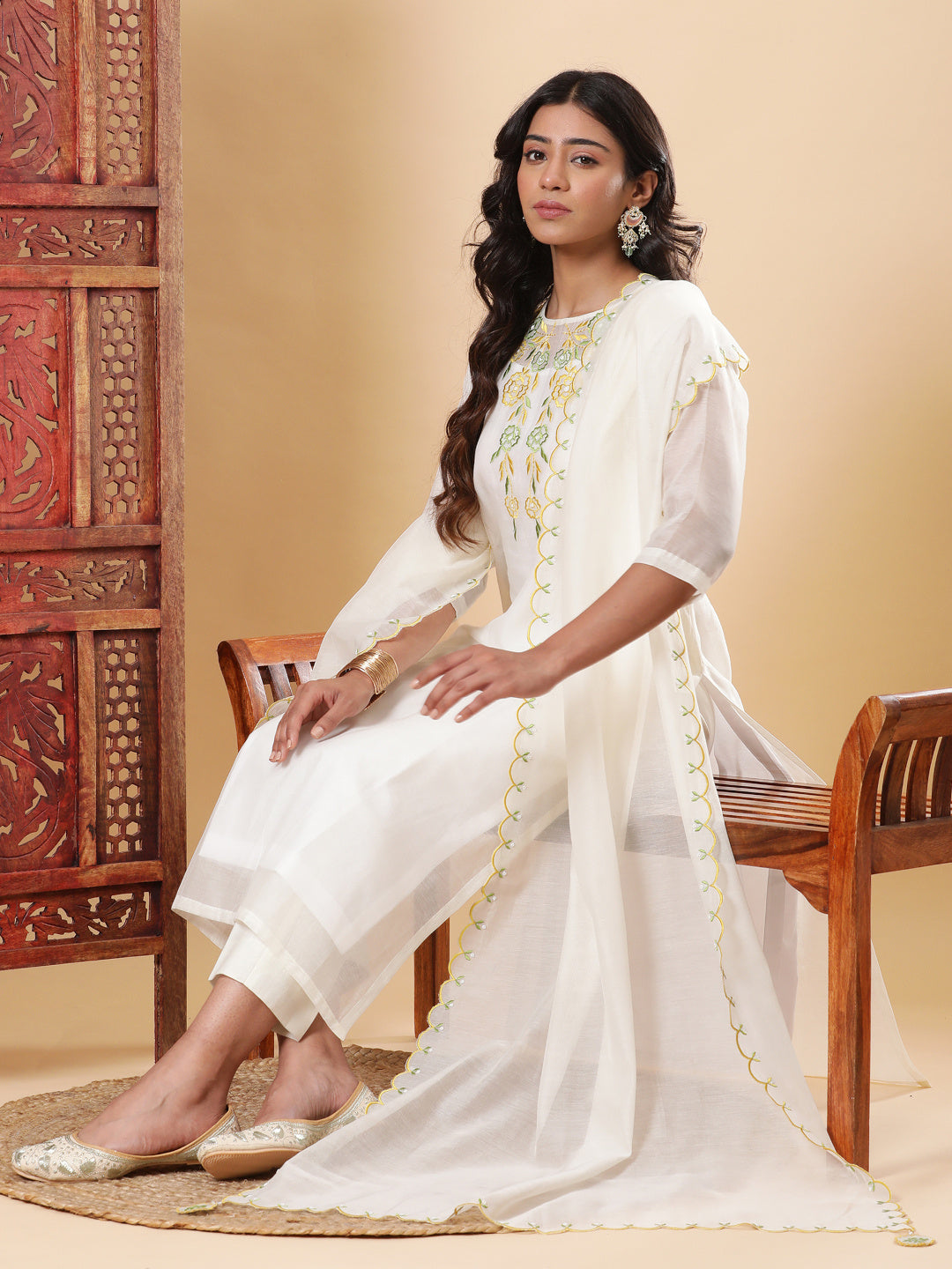 BohoJazz Nazm Embroidered Kurta Pants with Dupatta - Ivory | Grocsy