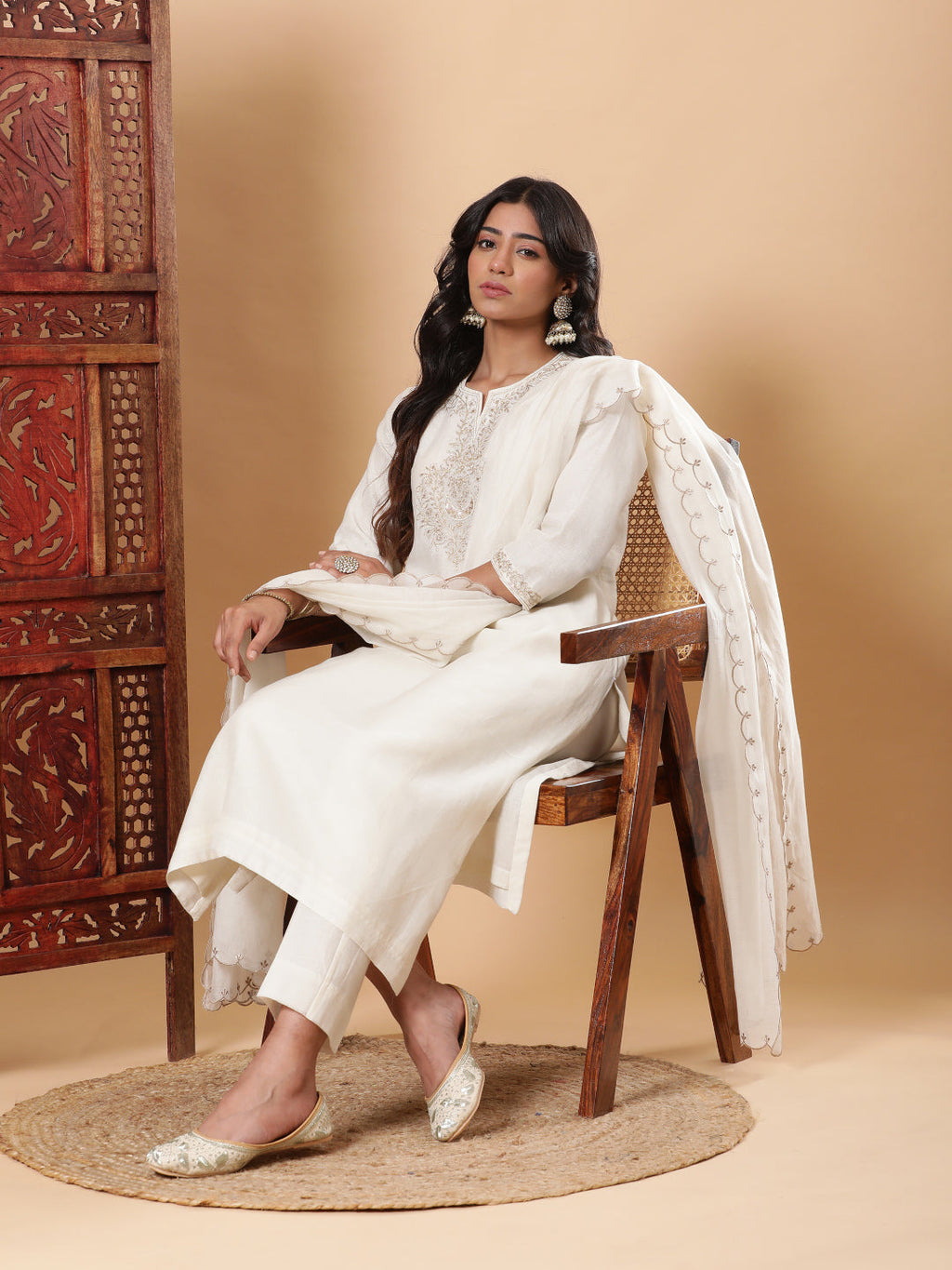 BohoJazz Sunehri Embroidered Kurta Pants with Dupatta - Ivory | Grocsy