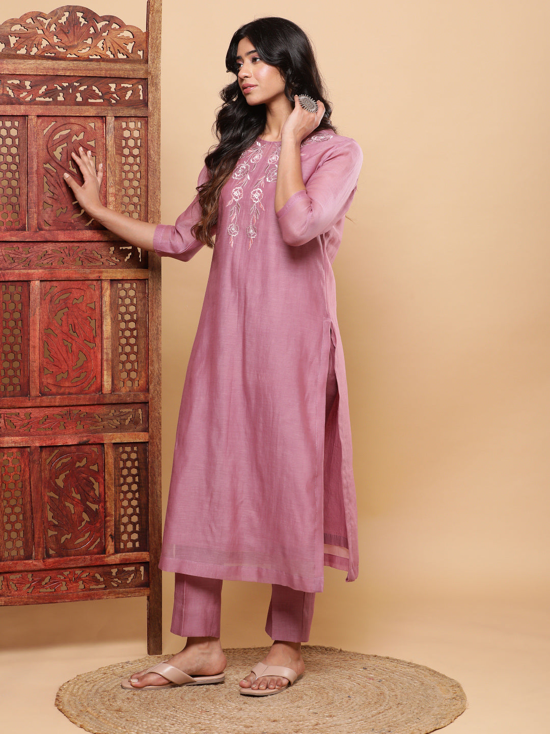 BohoJazz Nazm Embroidered Kurta Pants with Dupatta - Mauve | Grocsy