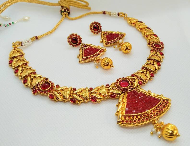 Pink Antique Necklace Set | Grocsy