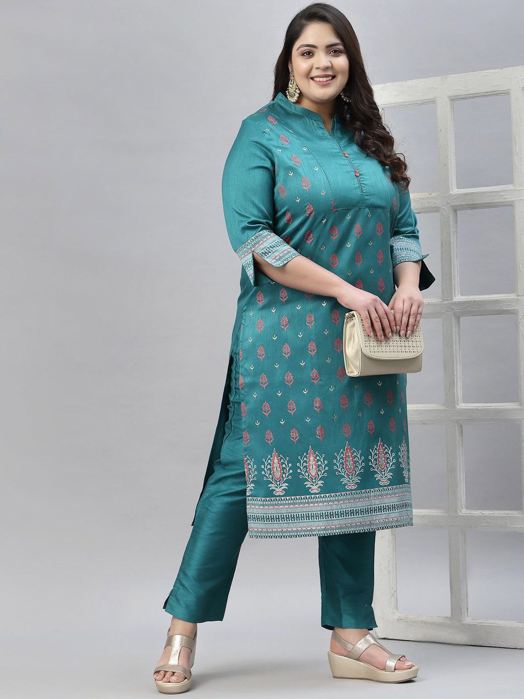 Sztori Plus Size Floral Foil Printed Straight Kurta With Trouser | Grocsy