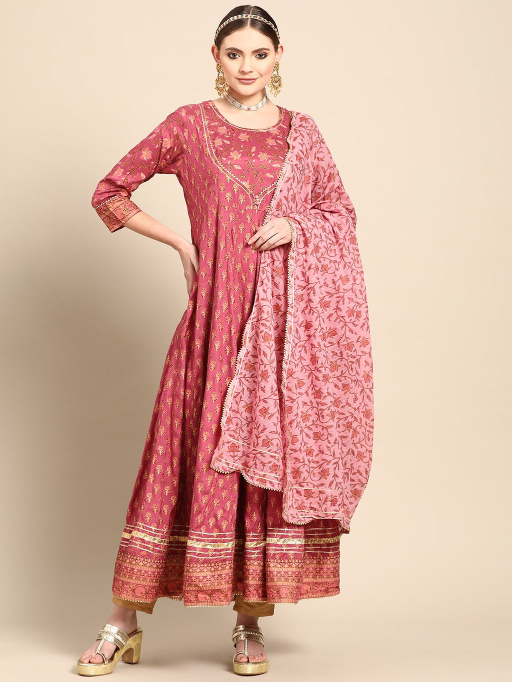 Sangria Women Pink & Peach-Coloured Floral Printed Floral Anarkali Kurta | Grocsy