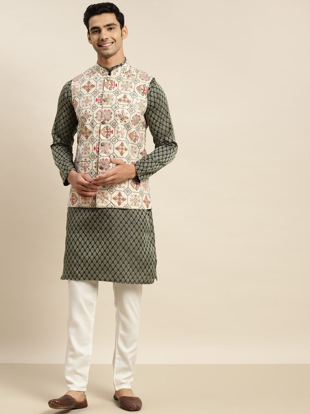 Sojanya Men Green Ethnic Motifs Kurta with Churidar & Nehru Jacket | Grocsy