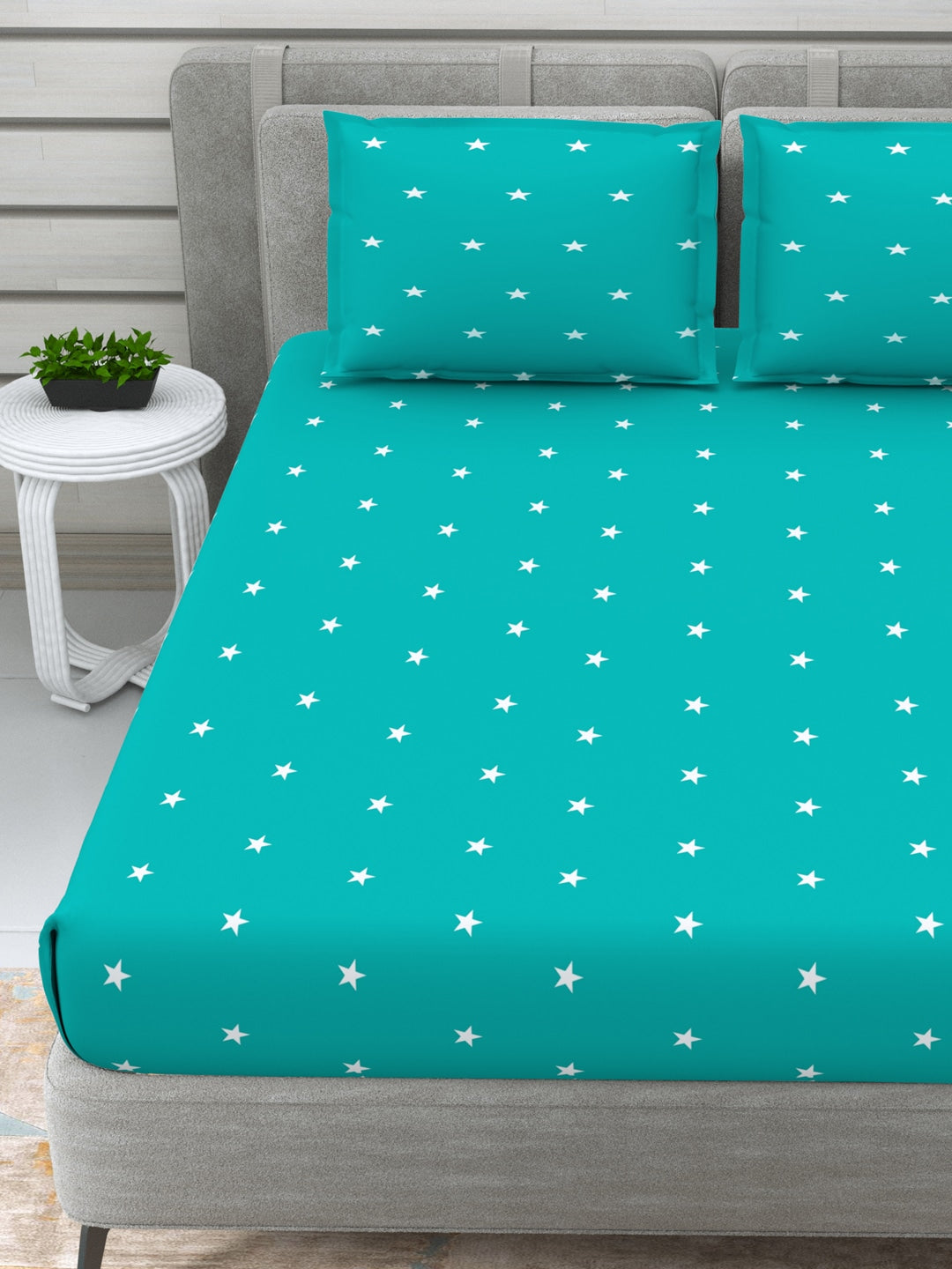 DREAM WEAVERZ Turquoise Blue & White 250 TC Pure Cotton King Bedsheet with 2 Pillow Covers | Grocsy