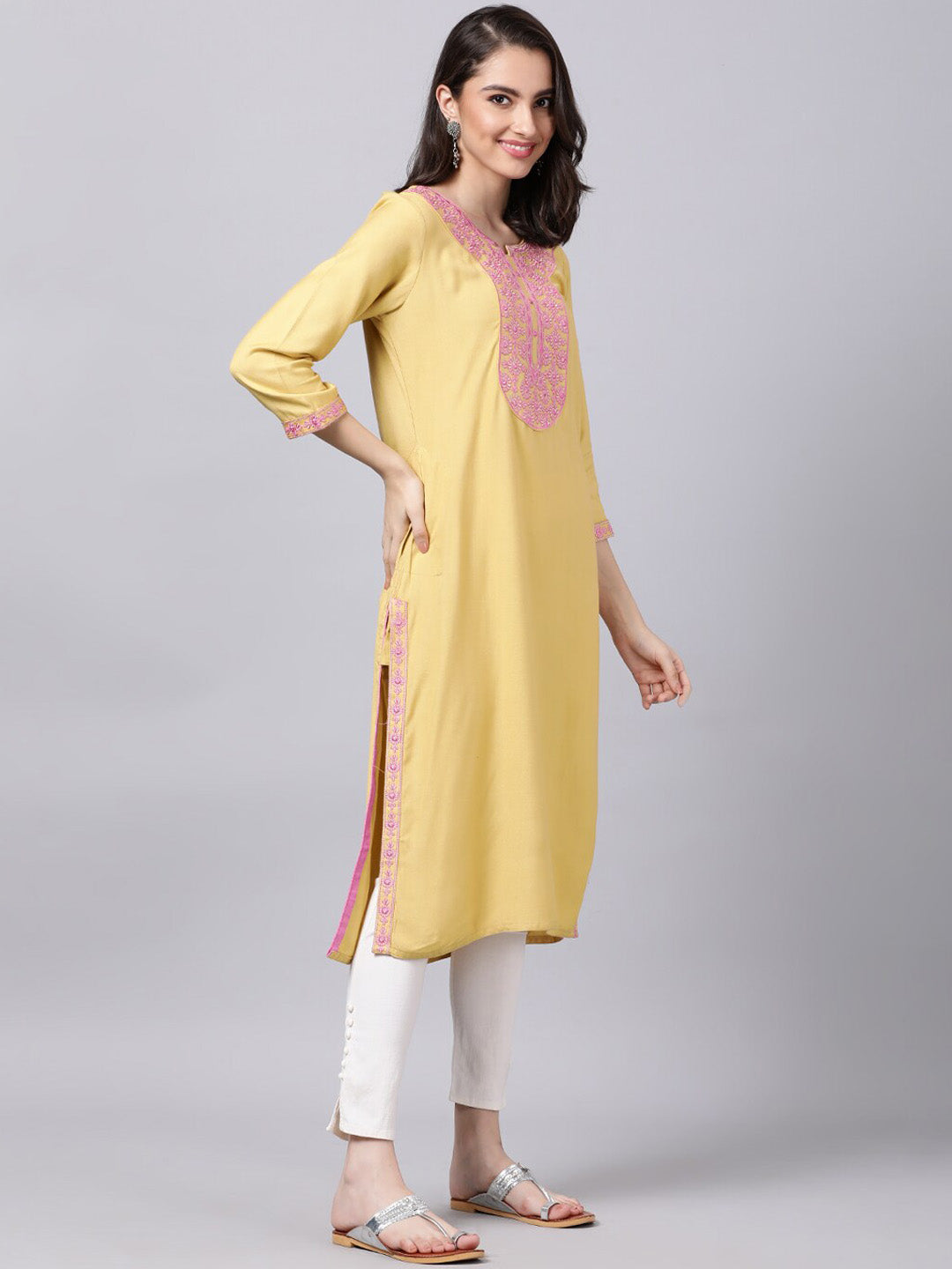 Souchii Women Blue Floral Yoke Design Grandeur & Majestic Artwork Kurta | Grocsy