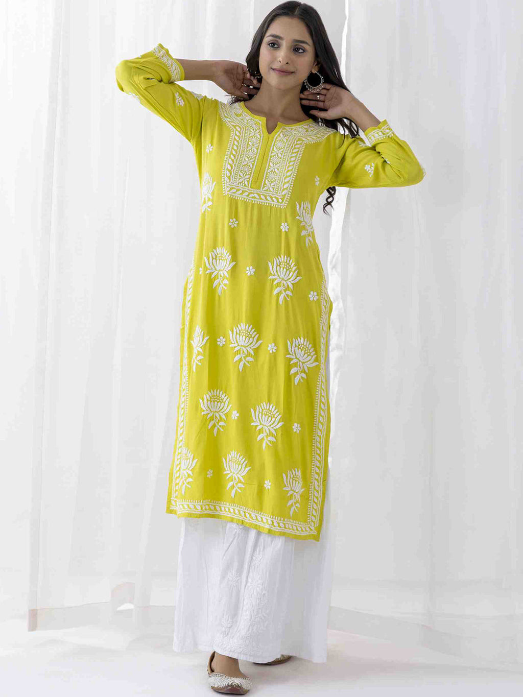 HOUSE OF KARI Floral Chikankari Embroidered Cotton Straight Kurta | Grocsy