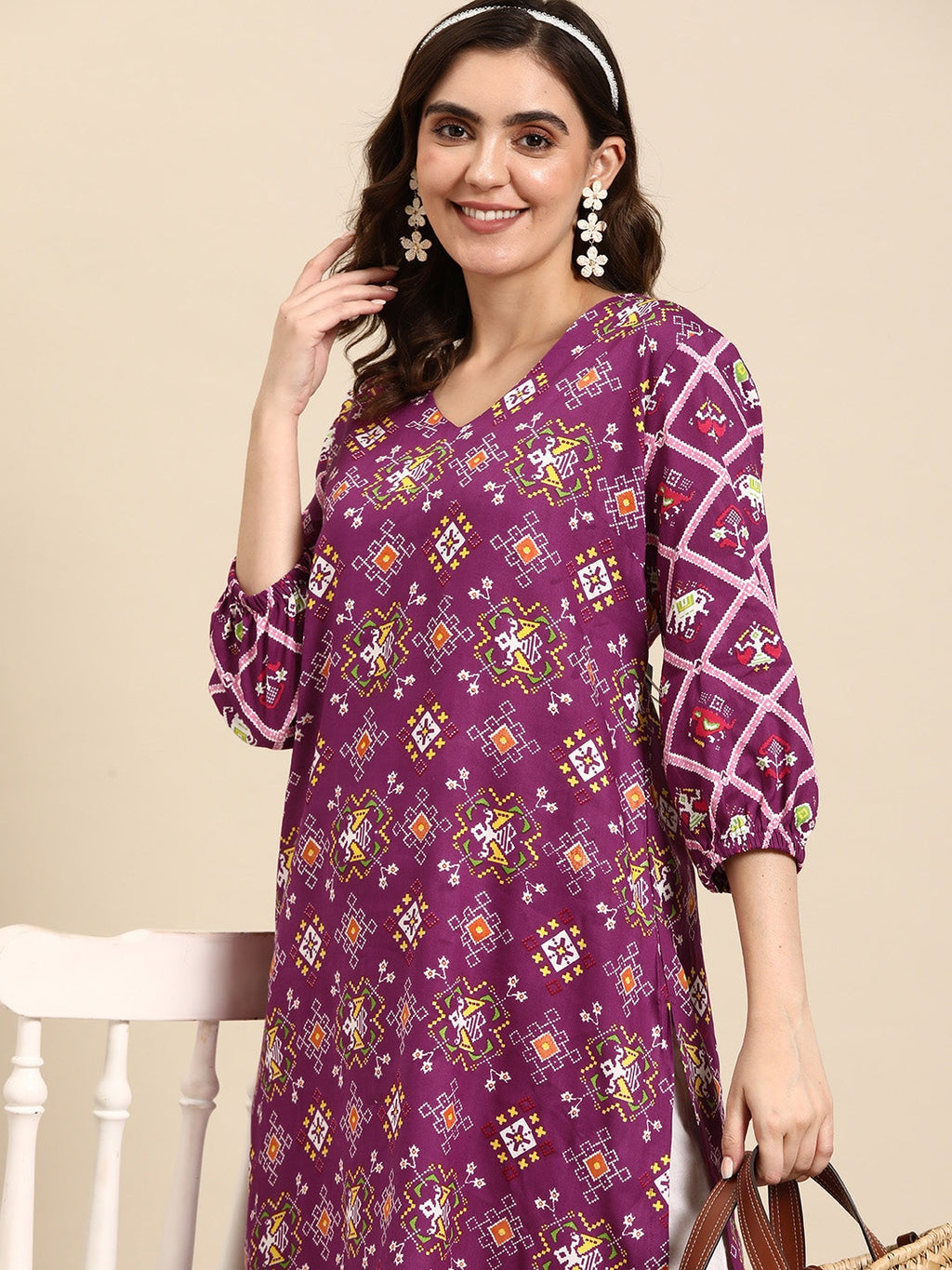 Sangria Ethnic Motifs Printed V-neck Puff Sleeves Kurta | Grocsy