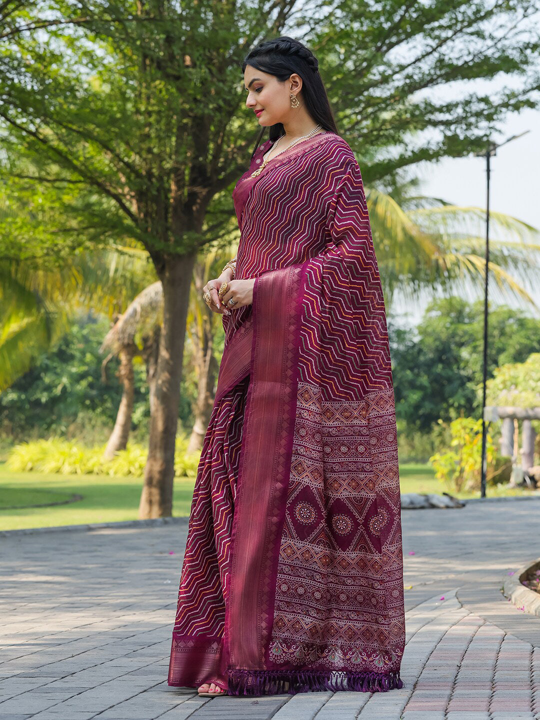 Tikhi Imli Leheriya Printed Zari Ready to Wear Saree | Grocsy
