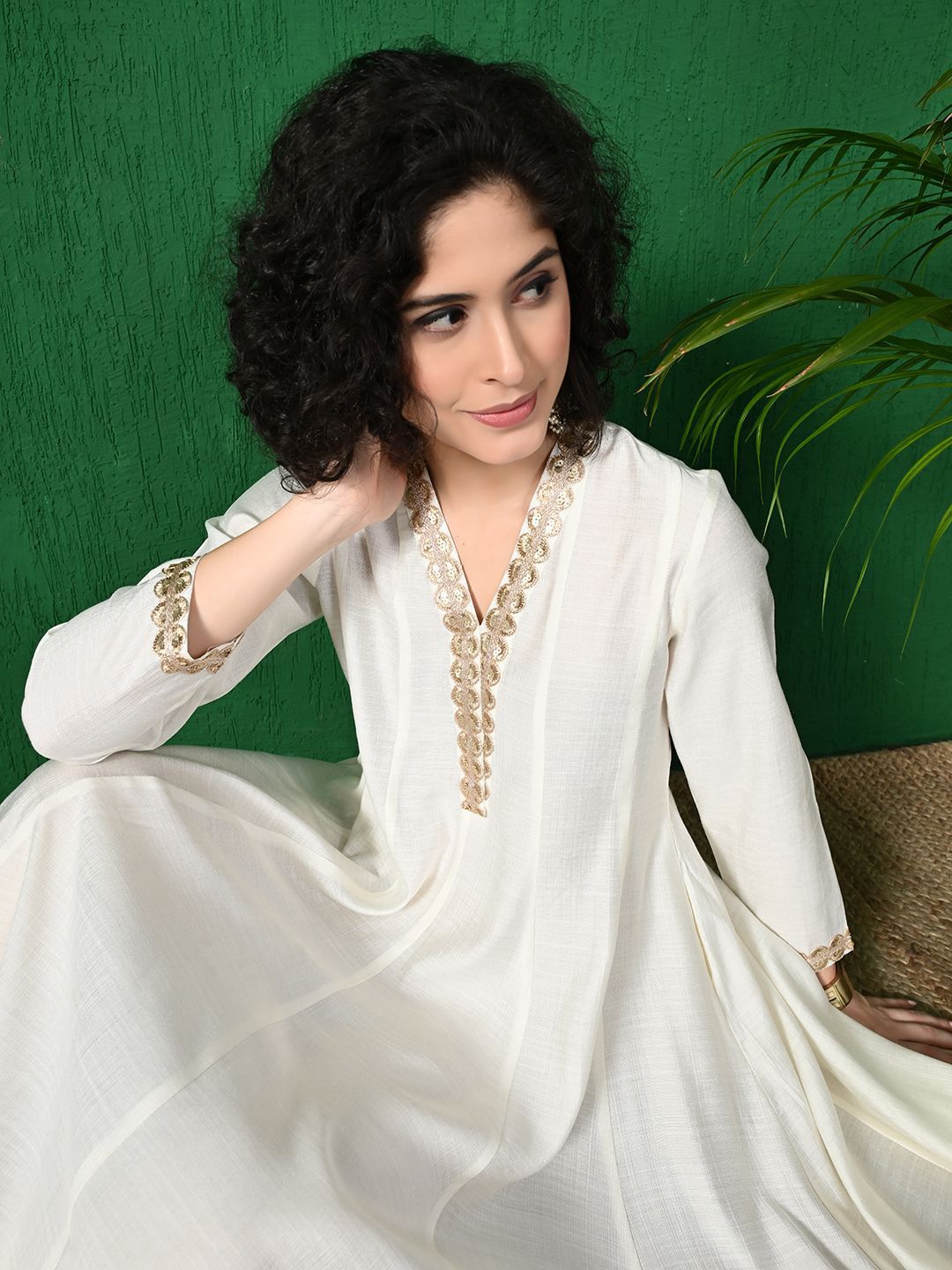 Sangria Sequinned V-Neck Anarkali Kurta | Grocsy