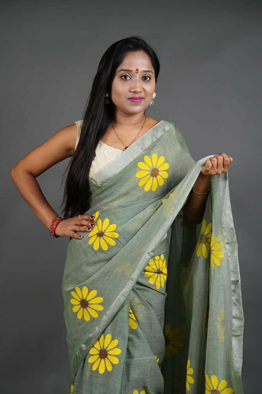 Exclusive Collection Light Pista Pure Cotton Saree With Sunflower Design | Grocsy