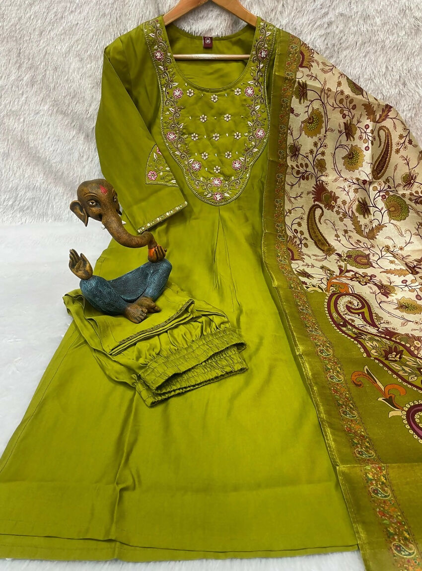 Teeya Creation Women Olive Green Embroidered Kurta Pant Set With Dupatta | Grocsy