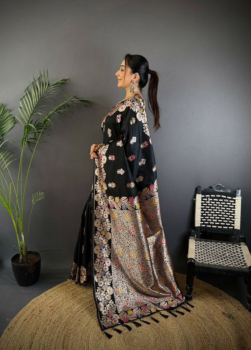 Joban Fashion Meenakari Black Woven Soft Silk Saree | Grocsy
