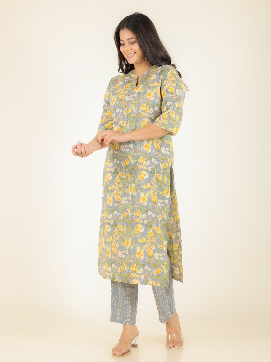 Aramya Straight Soft Cotton Floral Print Women's Kurta - Grey | Grocsy