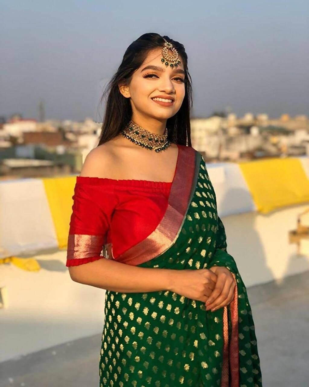 DEIANA'S Beautiful Designer Golden zari Soft Lichi Silk Saree - Green | Grocsy