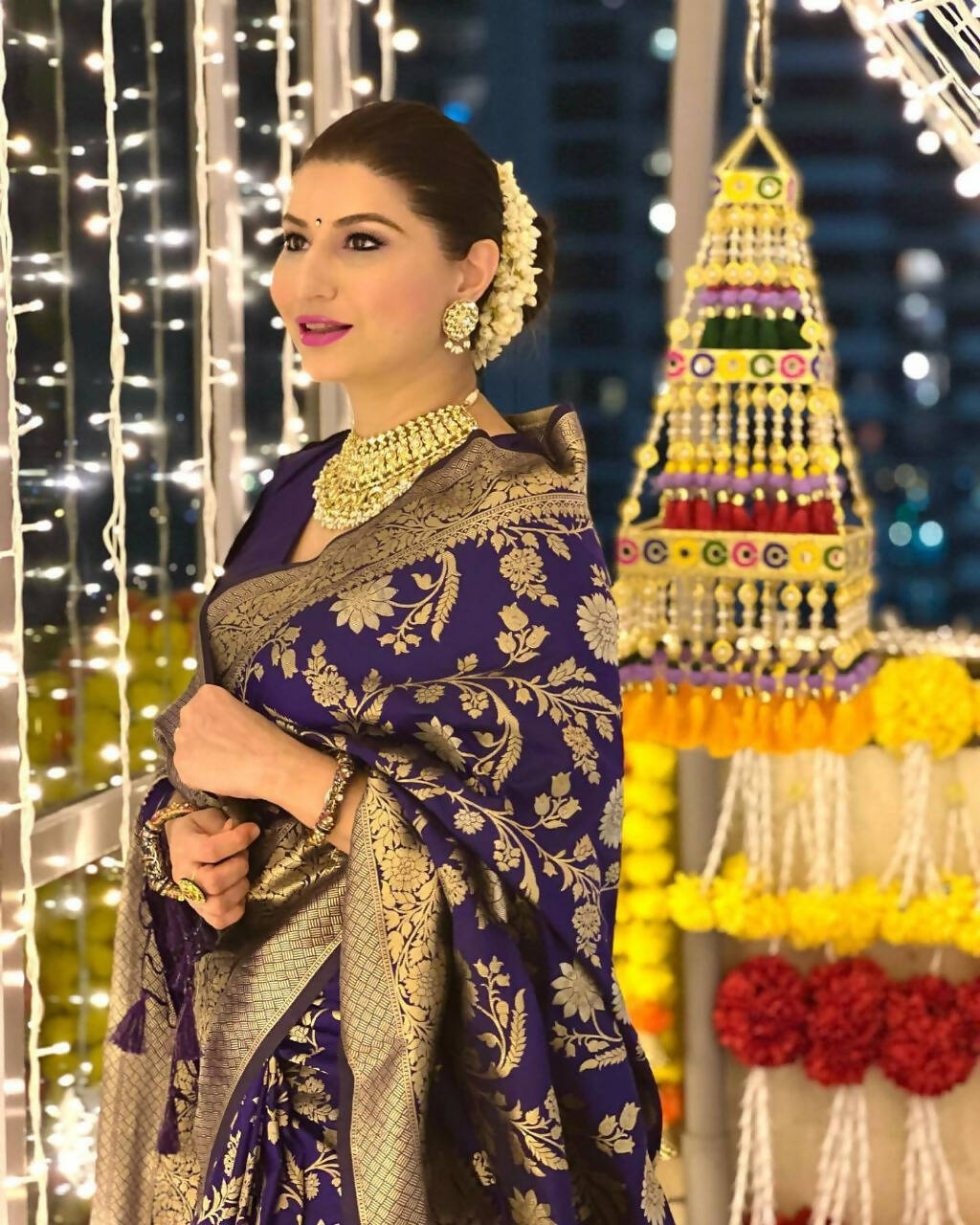 DEIANA'S Beautiful Designer Golden zari Soft Lichi Silk Saree - Blue | Grocsy
