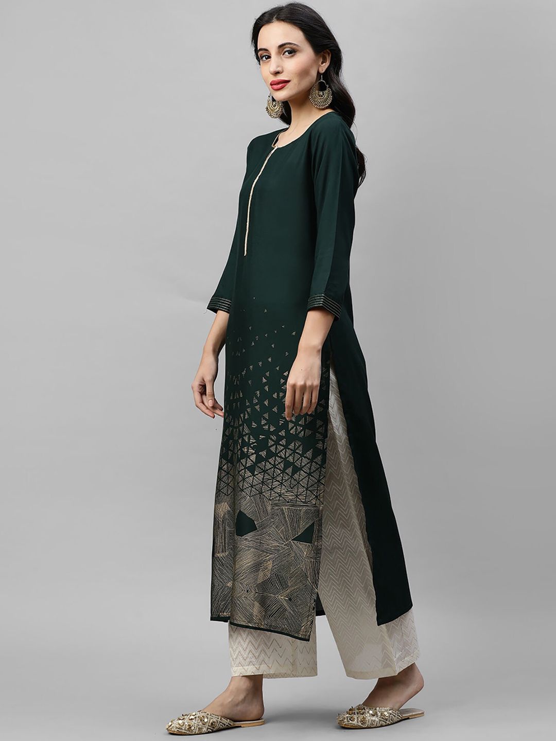 Indo Era Women Green Embroidered Straight Kurta | Grocsy