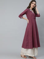 Aks Notched Lapel Collar Thread Work A-Line Kurta | Grocsy