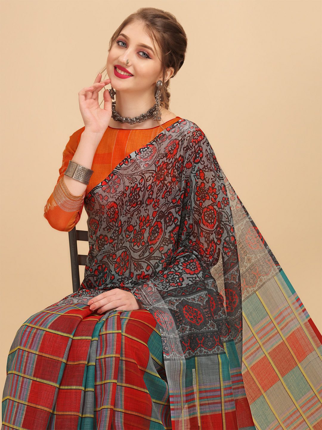 Sangria Grey & Red Beads and Stones Pure Linen Saree | Grocsy