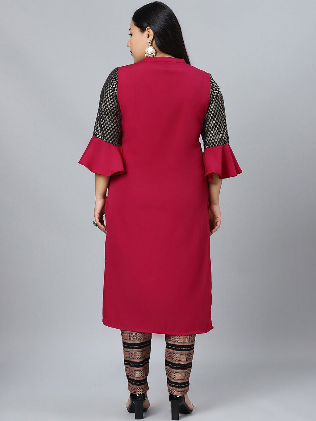 Sztori Plus Size Abstract Printed Straight Kurta with Trousers | Grocsy