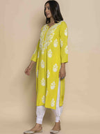 HOUSE OF KARI Floral Embroidered Chikankari Straight Kurta | Grocsy