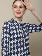 Sangria Women Navy Blue & White Geometric Printed Kurta | Grocsy