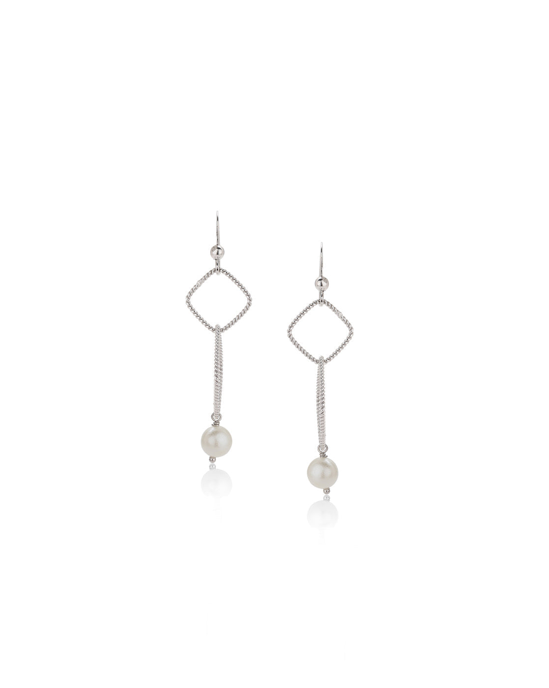 Gold Toned Cz Studded Floral Stud Earring For Women - Wahe Jewels - Swadesiicart