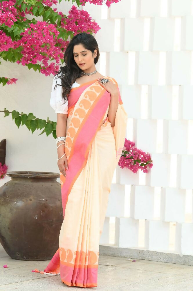 Beatitude Cream Cotton Paisley Border Tangail Handloom Saree | Grocsy