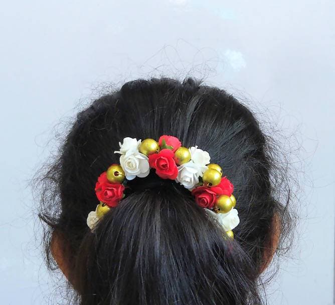 Multicolor Beaded Gajra | Grocsy