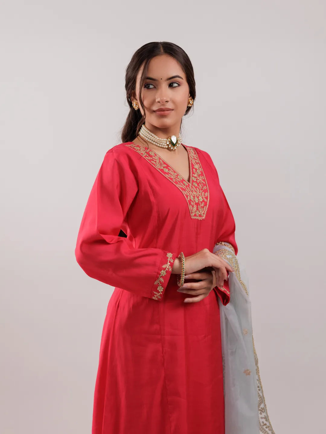Yufta Fuchsia Silk Embroidered Kurta Dupatta Set | Grocsy