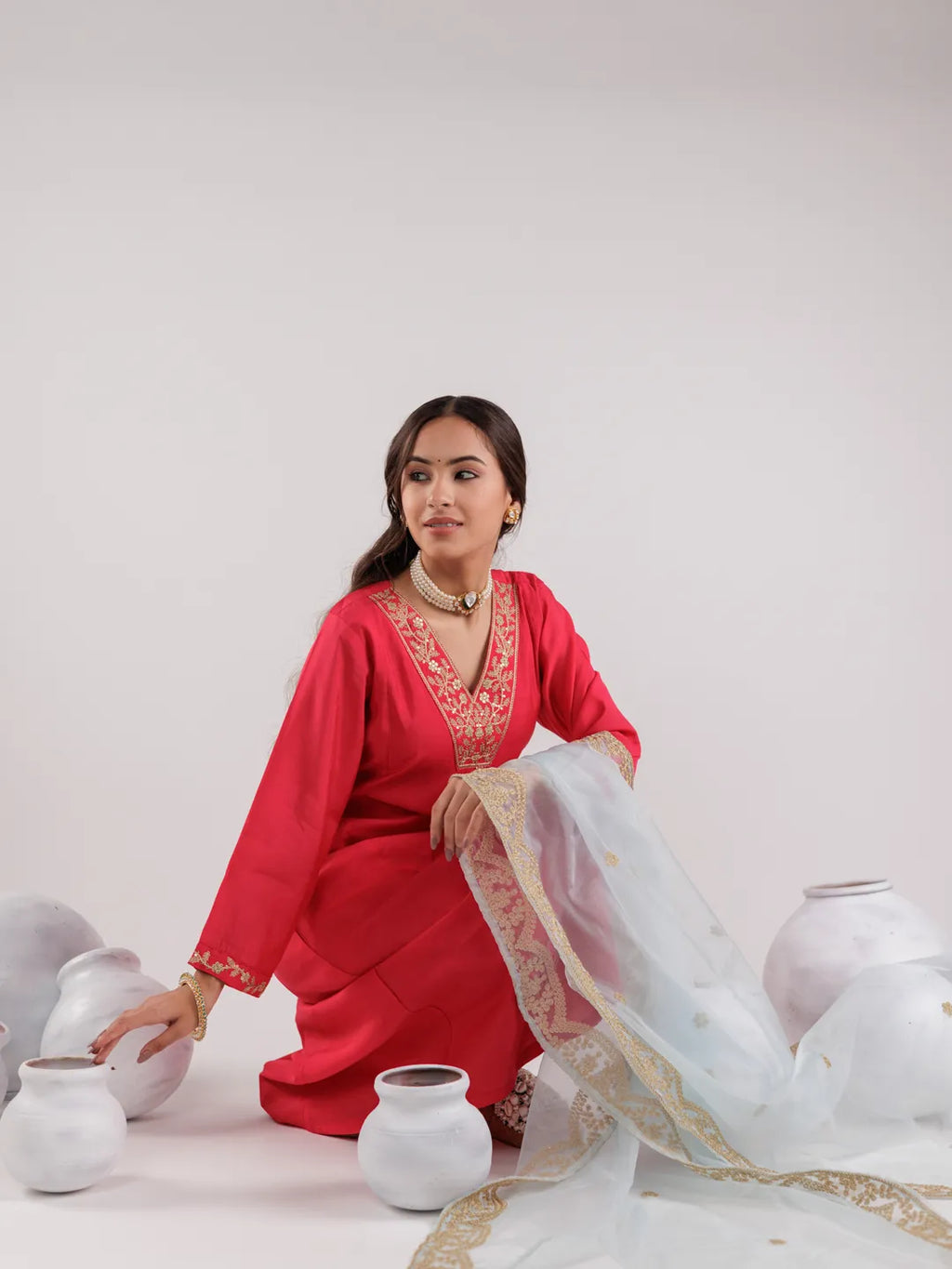 Yufta Fuchsia Silk Embroidered Kurta Dupatta Set | Grocsy