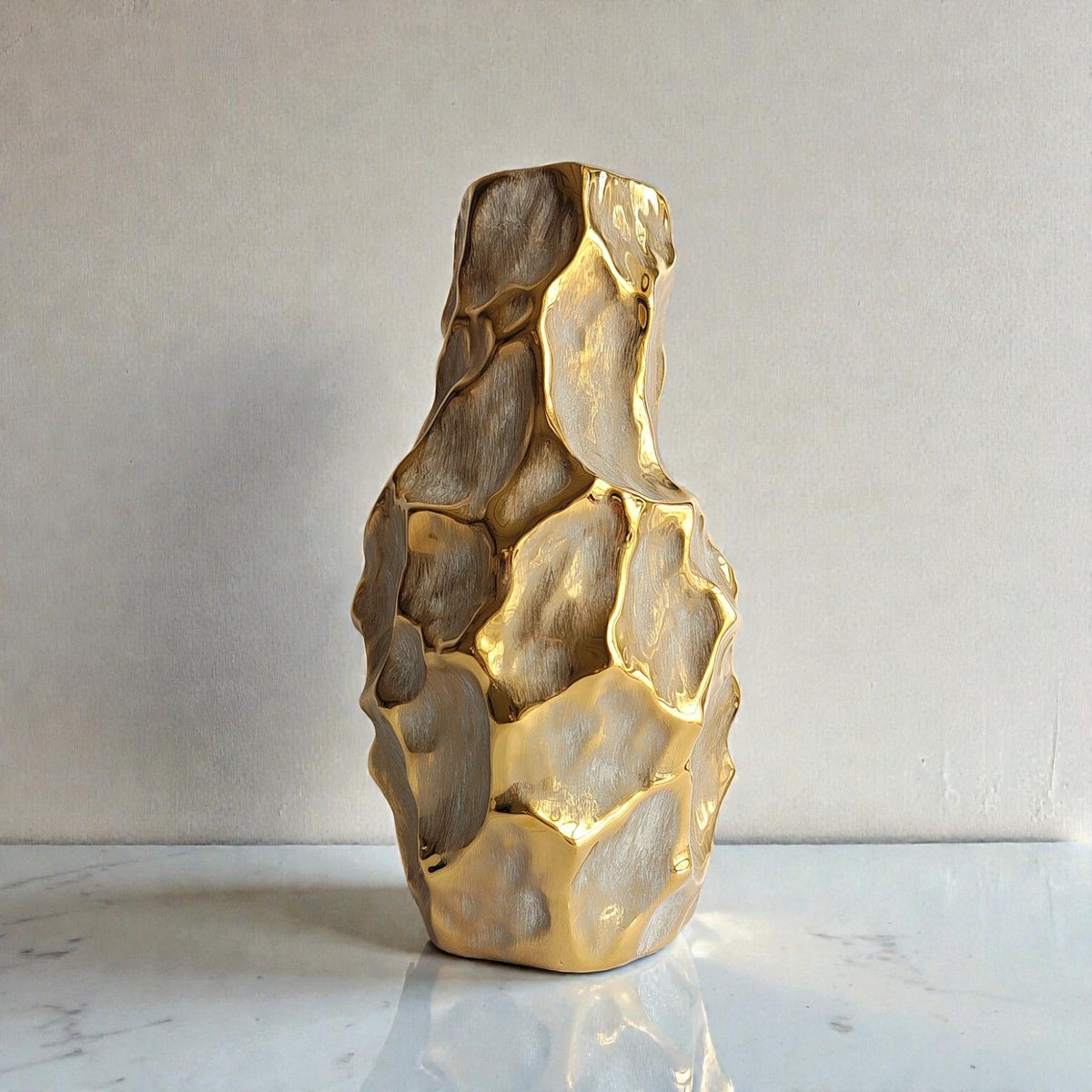 Sun Mun Decors Rock Golden Vase | Grocsy