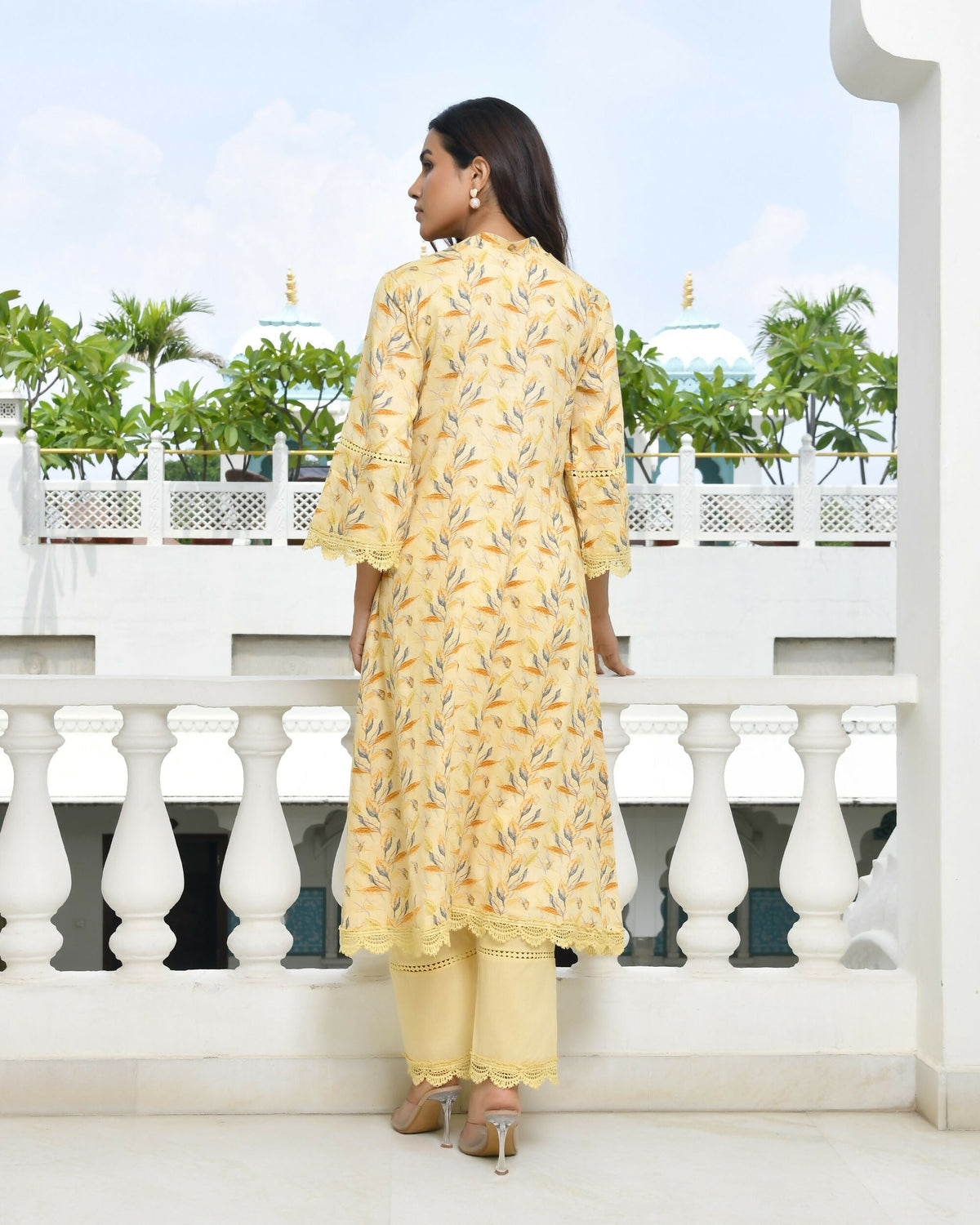 Vaasva Women's Yellow Cotton Printed Kurta Pant Set | Grocsy