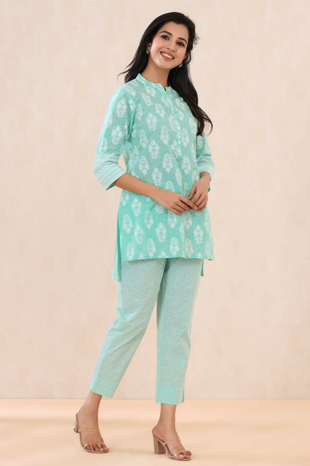 Juniper Mint Geometric Printed Pure Cotton Straight Fit Pants | Grocsy