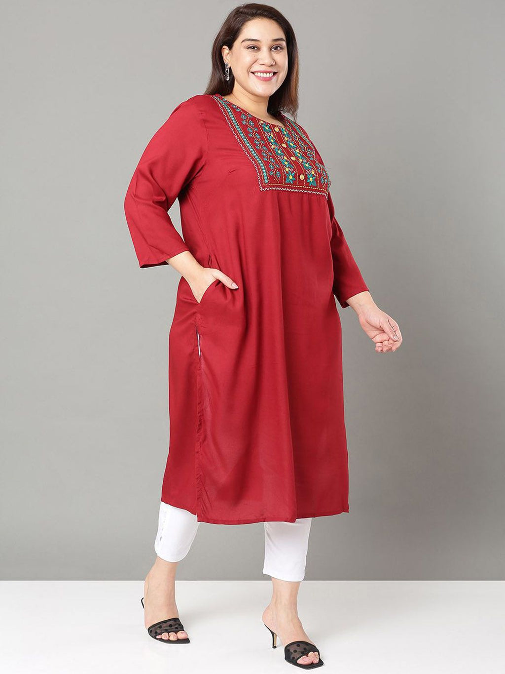Sztori Plus Size Floral Yoke Design Straight Kurta | Grocsy