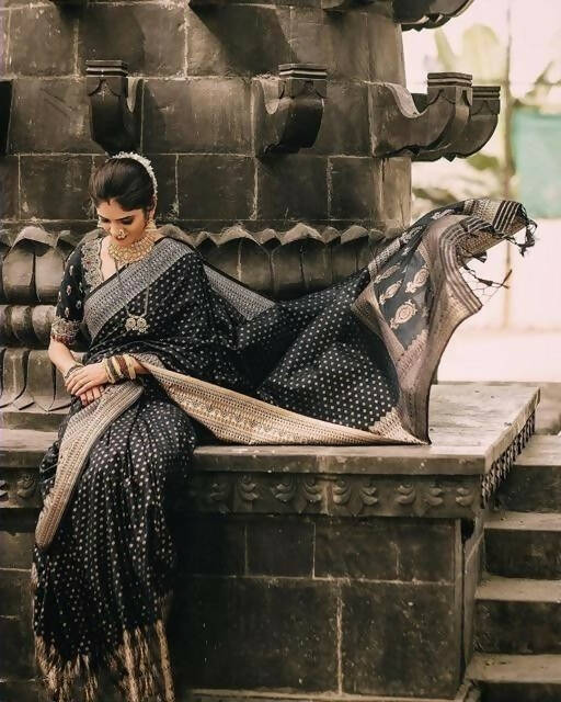 DEIANA'S Beautiful Designer Golden zari Soft Lichi Silk Saree - Black | Grocsy