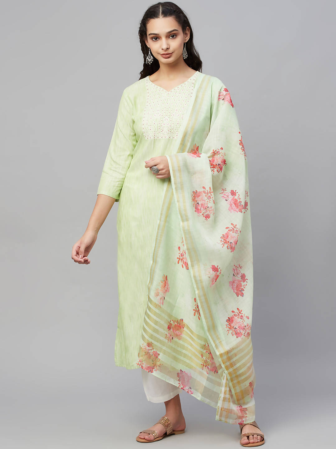 Myshka Green Embroidered 3/4 Sleeve V Neck Kurta Pant Dupatta Set | Grocsy
