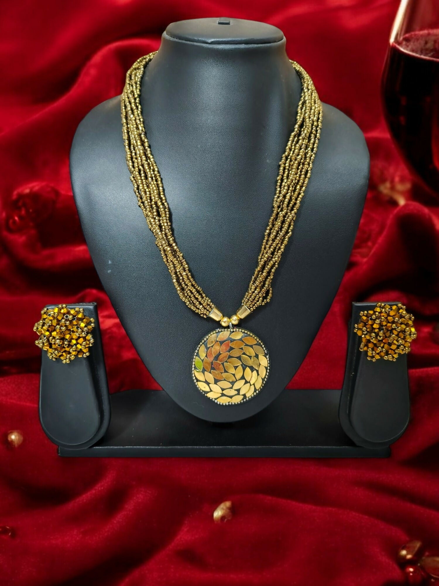 Inhanns All-Day Statement Beaded Necklace Set - Gold | Grocsy